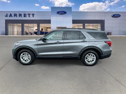New 2026 Ford Explorer Active w/ Active Comfort Package RWD image 4
