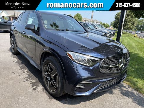 Used 2023 Mercedes-Benz GLC 300 4MATIC image 1
