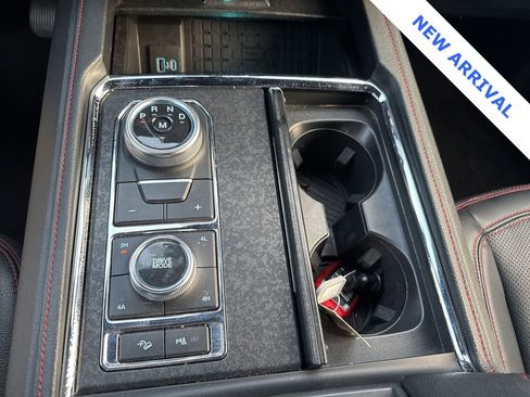 Used 2022 Ford Expedition Max Limited image 30