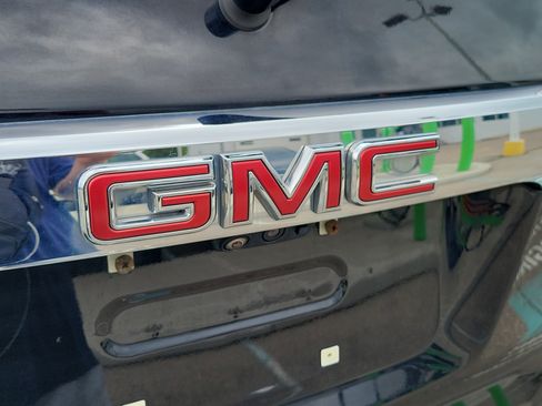 Used 2022 GMC Acadia Denali w/ Denali Ultimate Package AWD/4WD image 7