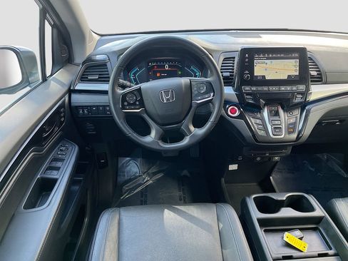 Used 2023 Honda Odyssey Touring image 23