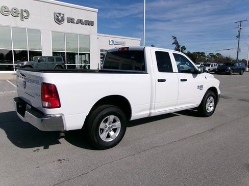 Used 2024 RAM 1500 Classic SLT image 4