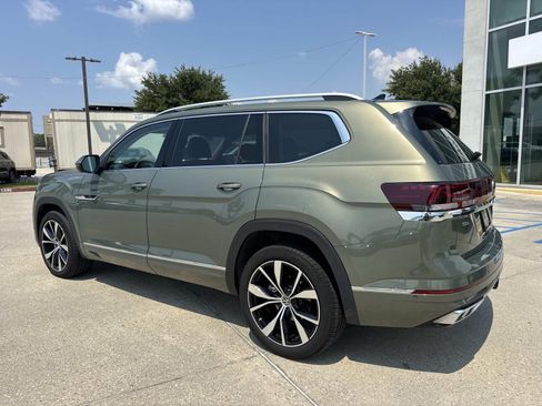Used 2025 Volkswagen Atlas SEL Premium R-Line AWD/4WD image 7