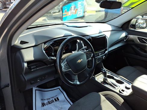 Used 2019 Chevrolet Traverse LT w/ LPO, Floor Liner Package image 11