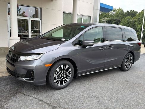 New 2026 Honda Odyssey Elite image 2
