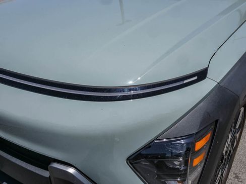 Used 2024 Hyundai Kona SEL FWD image 2