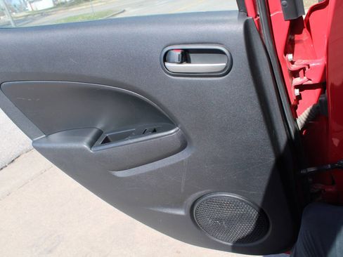 Used 2014 MAZDA MAZDA2 Sport image 10