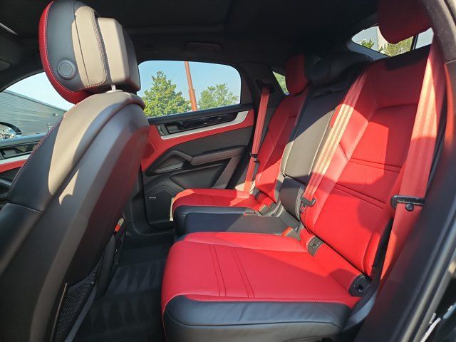 Certified 2026 Porsche Cayenne E-Hybrid Coupe AWD/4WD image 20