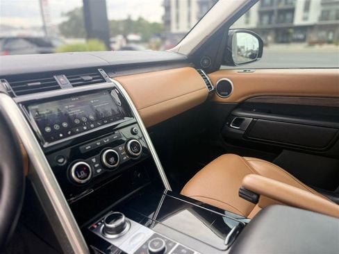 Used 2019 Land Rover Discovery HSE Luxury AWD/4WD image 19