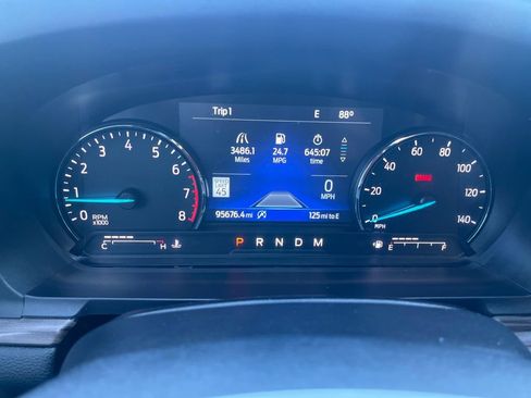 Used 2020 Ford Explorer Limited image 17