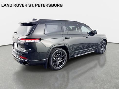 Used 2024 Jeep Grand Cherokee L Summit AWD/4WD image 6