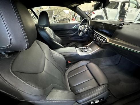 Used 2024 BMW 440i xDrive Convertible image 3