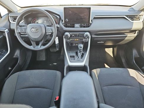 Used 2023 Toyota RAV4 LE image 9