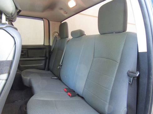 Used 2015 RAM 1500 Express AWD/4WD image 18