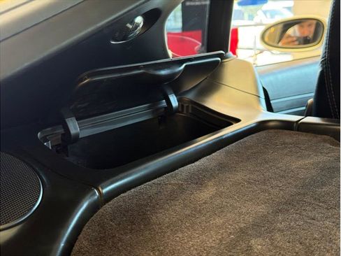 Used 2006 Porsche Cayman S image 32