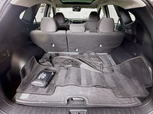Used 2022 Hyundai Tucson SEL w/ Cargo Package AWD/4WD image 27