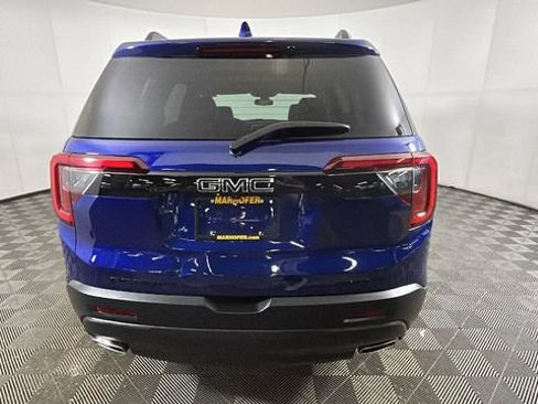 Used 2023 GMC Acadia SLT w/ Elevation Edition AWD/4WD image 3