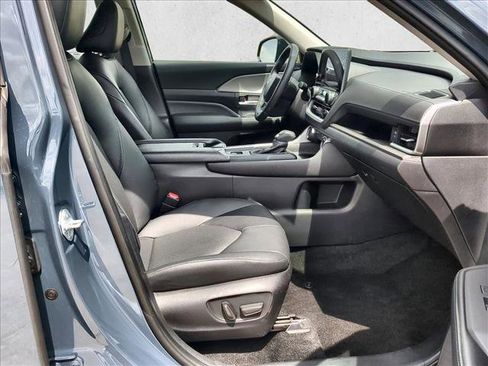 Used 2025 Toyota Grand Highlander FWD image 22