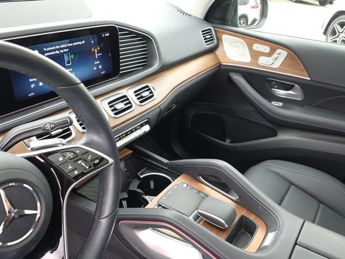 Used 2025 Mercedes-Benz GLE 350 4MATIC image 21