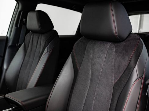 Certified 2025 Acura ADX A-Spec image 24