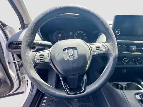 Used 2023 Honda HR-V LX image 12