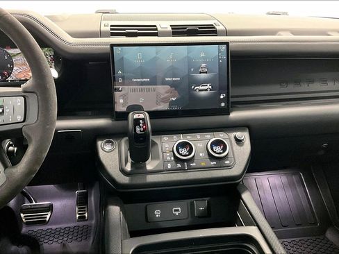 Used 2024 Land Rover Defender 110 Carpathian Edition image 8