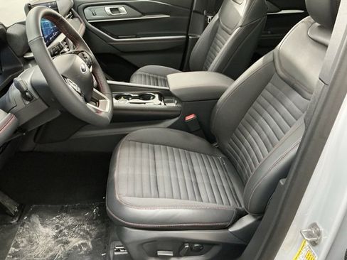 New 2026 Ford Explorer ST-Line w/ ST-Line Street Pack image 14