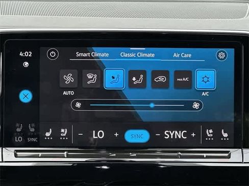 Used 2024 Volkswagen Atlas Cross Sport SE image 14