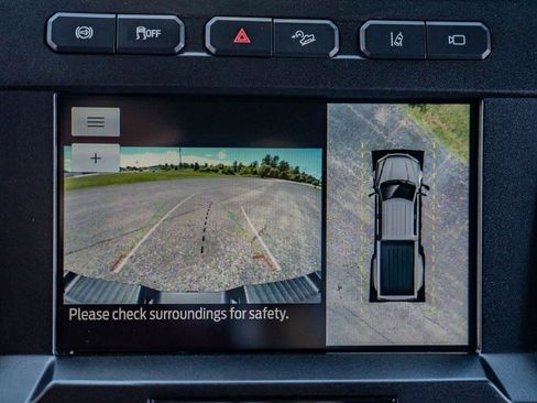 Used 2021 Ford F350 Lariat w/ Lariat Ultimate Package AWD/4WD image 37