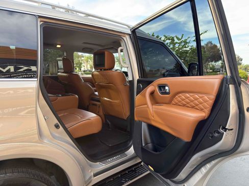 Used 2019 INFINITI QX80 Luxe w/ 22" Wheel Package AWD/4WD image 85
