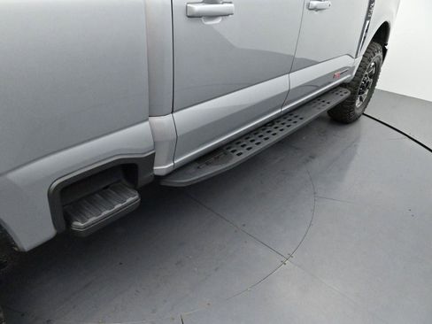 Used 2023 Ford F250 Lariat w/ Lariat Ultimate Package image 9