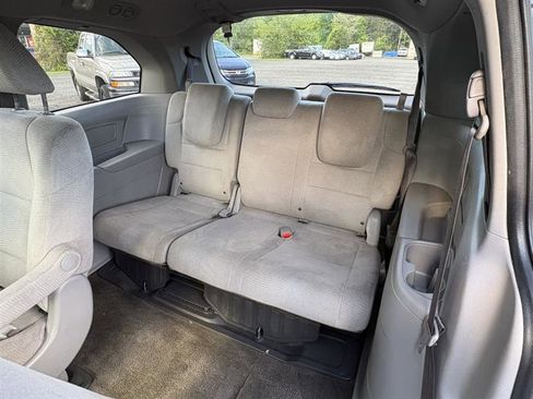 Used 2013 Honda Odyssey LX image 11