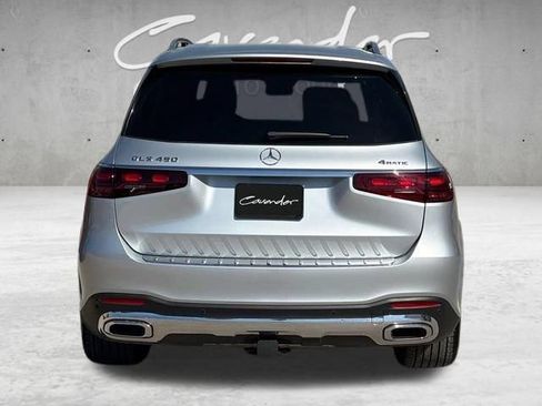 Used 2025 Mercedes-Benz GLS 450 4MATIC image 15