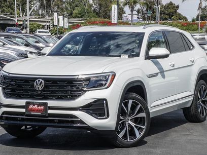 New 2026 Volkswagen Atlas Cross Sport SEL Premium R-Line