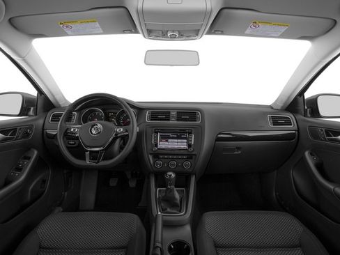 Used 2017 Volkswagen Jetta SE FWD image 8