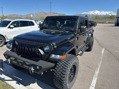 Used 2021 Jeep Gladiator Overland w/ Uconnect 4C Nav & Sound Group