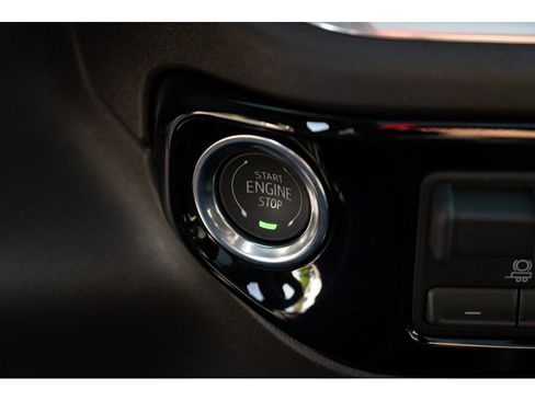 New 2026 GMC Sierra 1500 SLT w/ SLT Premium Plus Package image 30