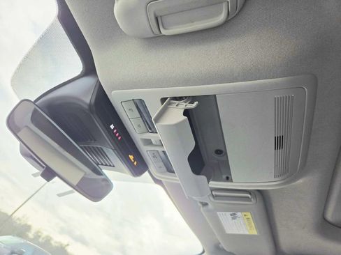 Used 2025 MAZDA CX-30 AWD 2.5 S w/ Preferred Package image 32