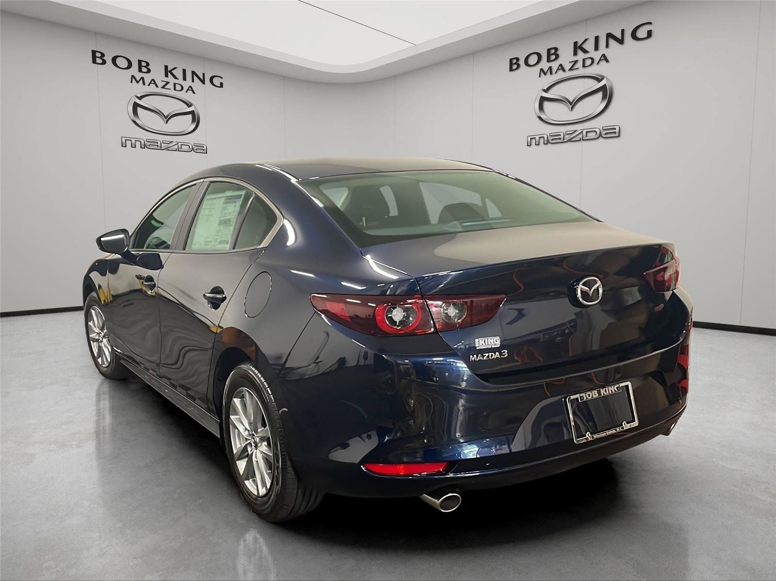 New 2026 MAZDA MAZDA3 s FWD image 3