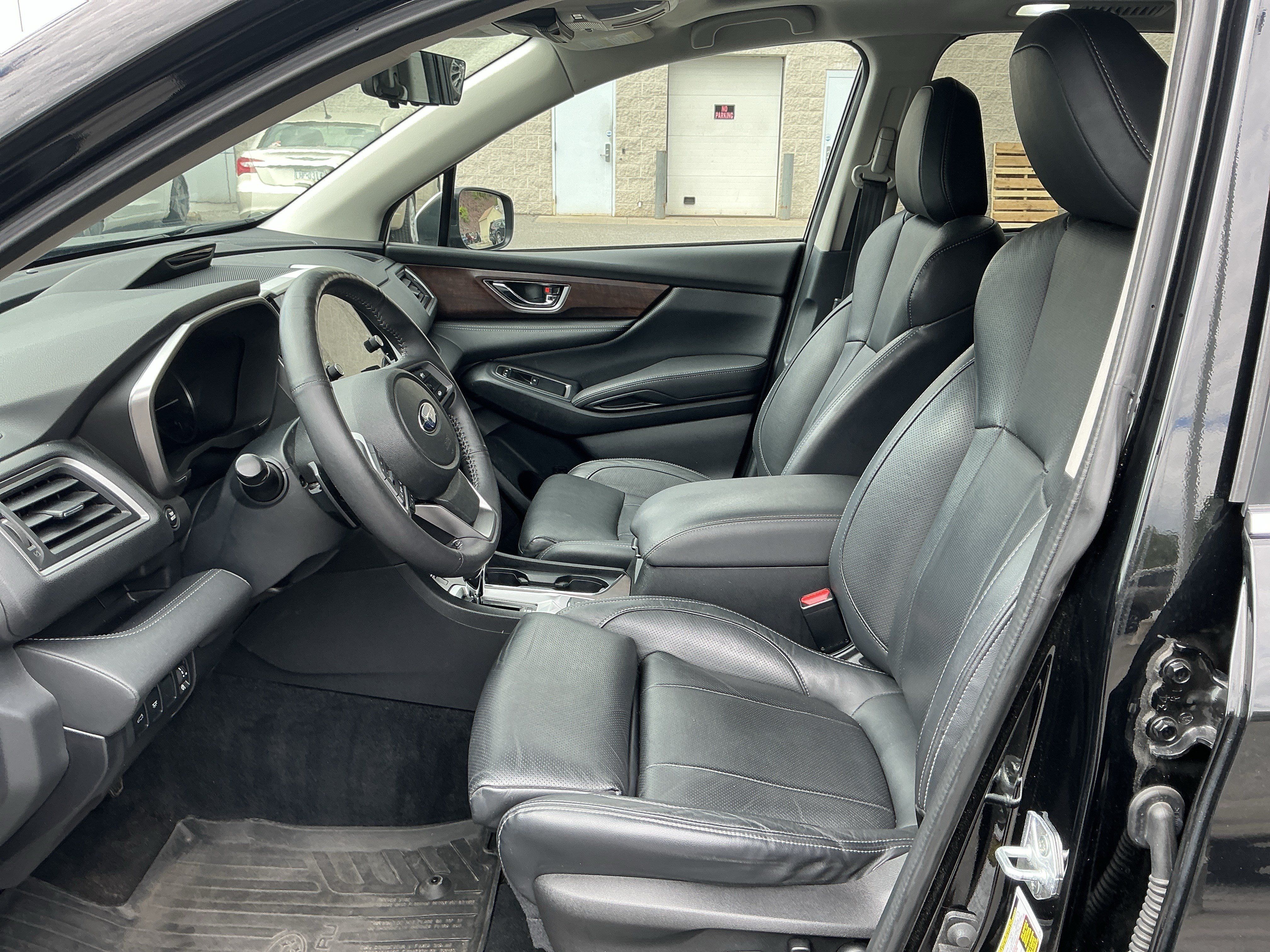 Used 2023 Subaru Ascent Touring AWD/4WD image 10
