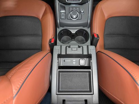 Certified 2024 MAZDA CX-5 Carbon Edition image 21