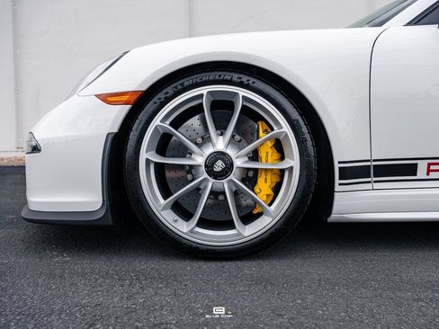 Used 2016 Porsche 911 R RWD image 8