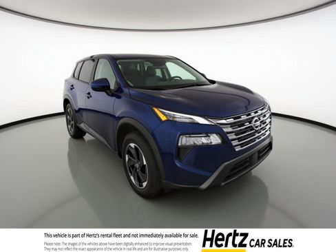 Used 2025 Nissan Rogue SV image 1