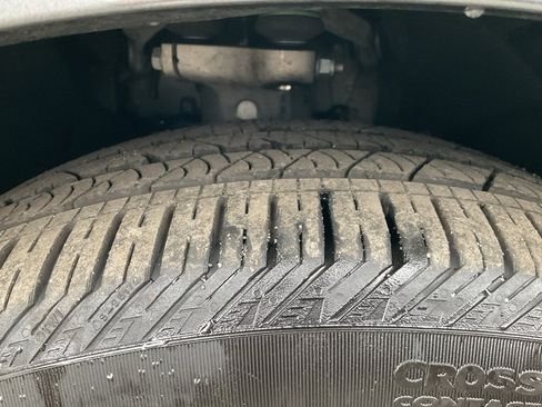 Used 2019 Audi e-tron Prestige w/ Prestige Package image 76