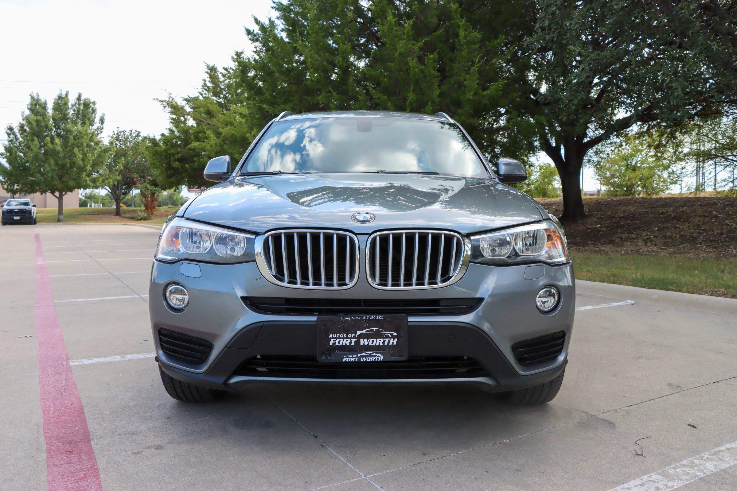 Used 2017 BMW X3 sDrive28i RWD image 2