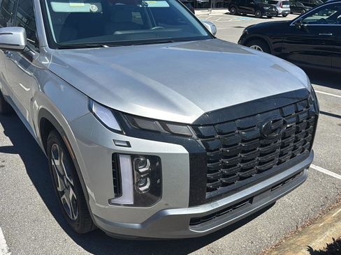 Used 2025 Hyundai Palisade SEL FWD image 9
