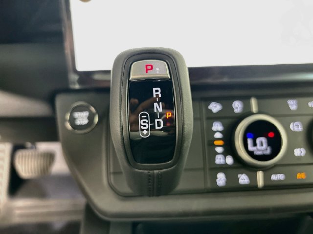 New 2026 Land Rover Defender 110 S AWD/4WD image 18