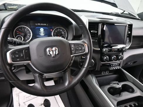 Used 2026 RAM 1500 Express AWD/4WD image 28