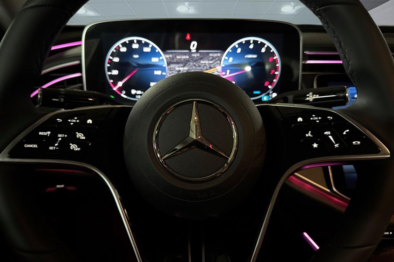 New 2026 Mercedes-Benz E 450 4MATIC Sedan image 11