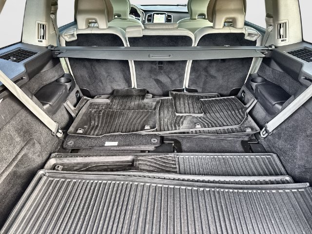 Certified 2023 Volvo XC90 B6 Plus w/ Protection Package Premier AWD/4WD image 24